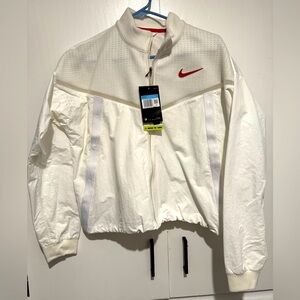 Nike Move to Zero White Zip-Up Windbreaker Jacket
NEW Never worn